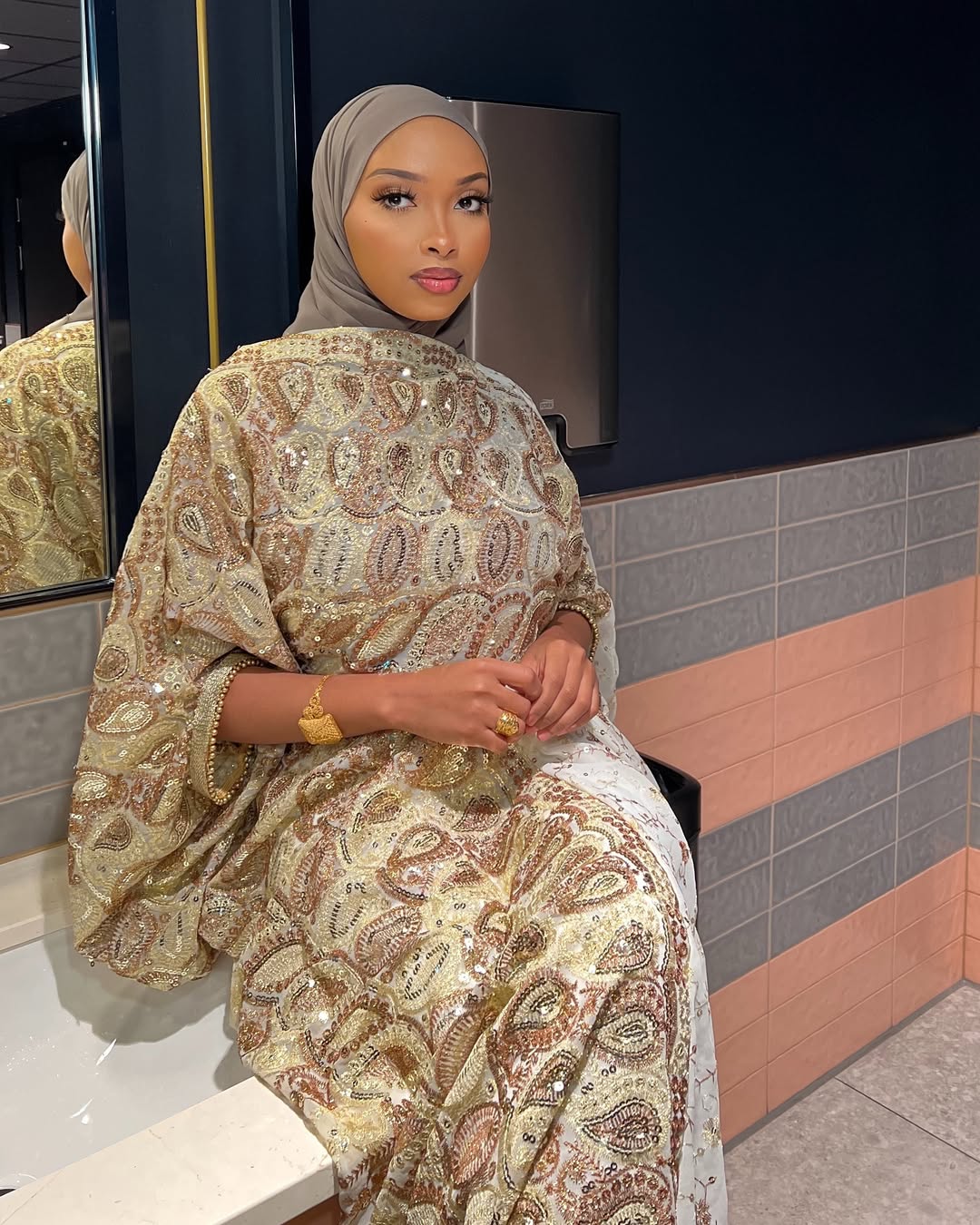 Dirac Saree (off-white)