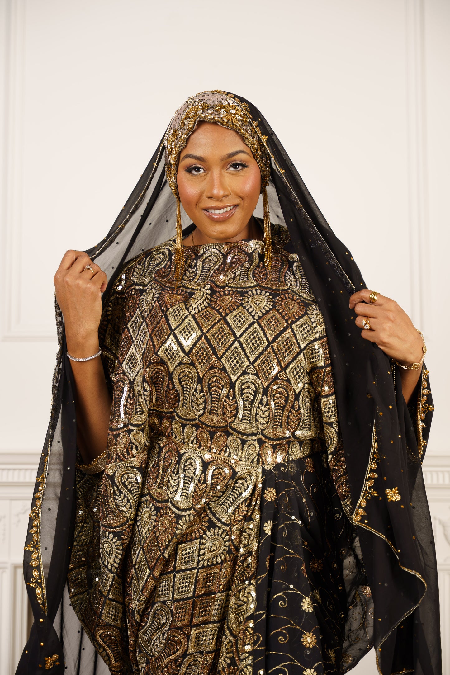 Dirac Saree (Classic Black)