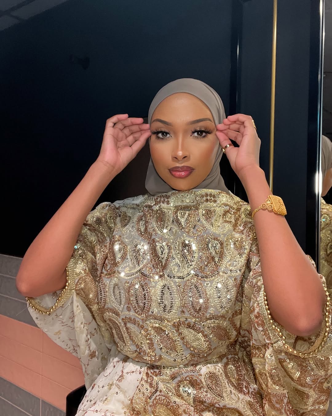 Dirac Saree (off-white)