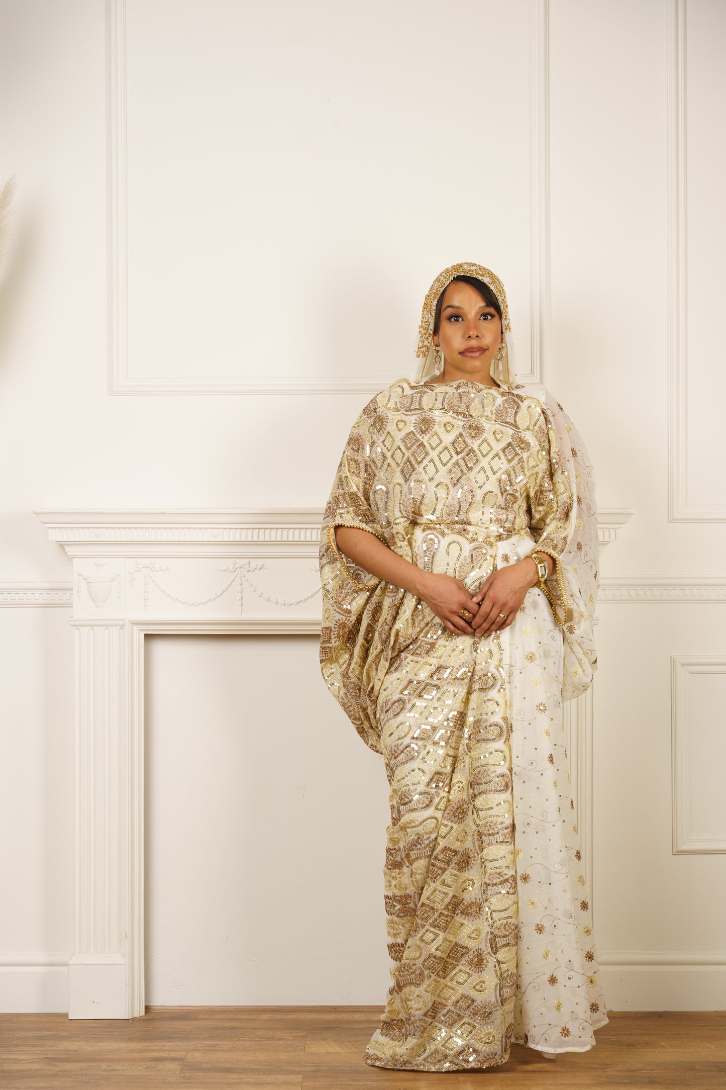 Dirac Saree (Moonlight White)